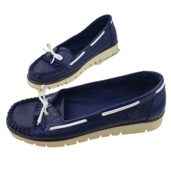 Women's Navy-Blue Leather Loafers Size 40 Slip On Comfort Casual Preppy Shoes - Picture 1 of 14